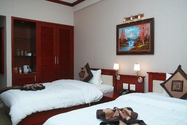 Hoa Nam Hotel Hanoi Room photo